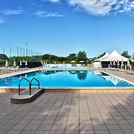 Campsite Victoria Mobilehome In Stella Del Sud