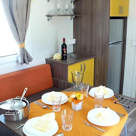 Campsite Victoria Mobilehome In Stella Del Sud *